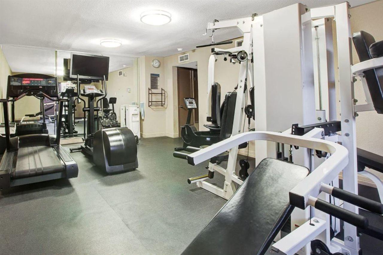 Ramada By Wyndham Intercontinental Airport South Hotel 3*