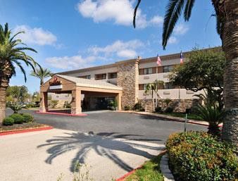 Ramada By Wyndham Intercontinental Airport South Houston